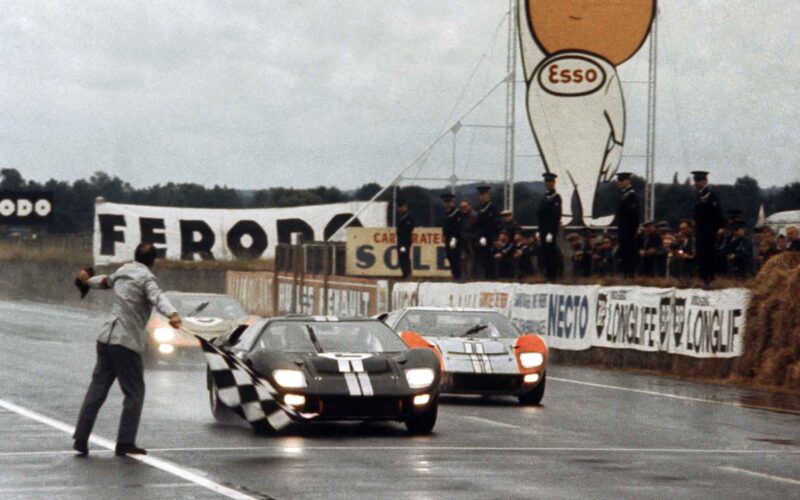 - John Wickham, Besitzer des Bentley-Teams, das das Rennen in Le Mans gewann, ist im Alter von 73 Jahren gestorben.