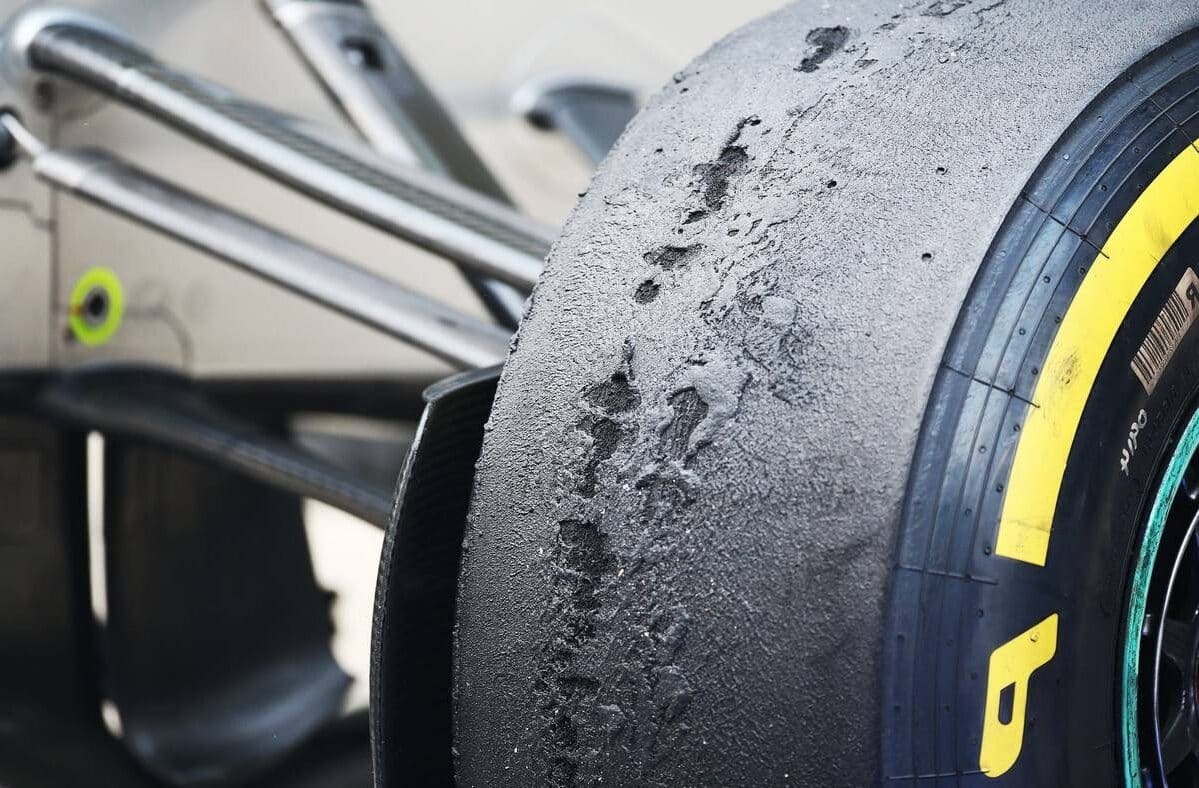 - Was ist Reifen-Graining in F1?