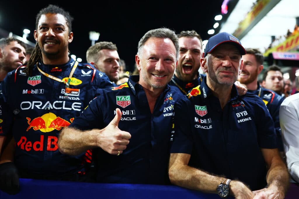 - Red Bull F1-Team besiegelt neuen Vertrag mit Newey