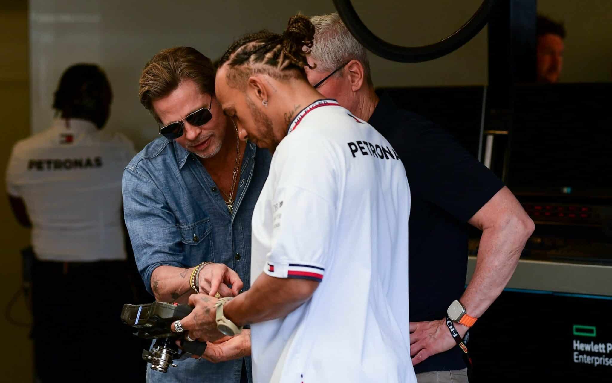 - Brad Pitt F1-Team wird "Apex" heißen, der Schauspieler trainiert in einem echten F2-Auto in Paul Ricard